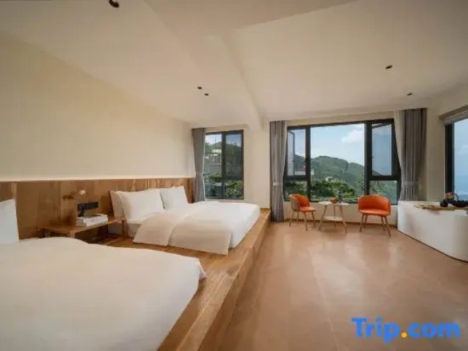 Deluxe Family room