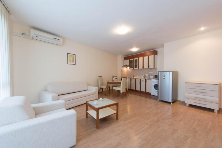1 Bedroom Apartment