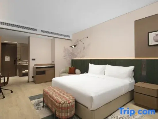 Standard Double room with lake view