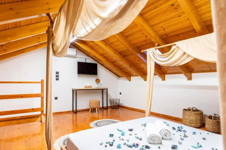 Eagle's Nest City Apartments