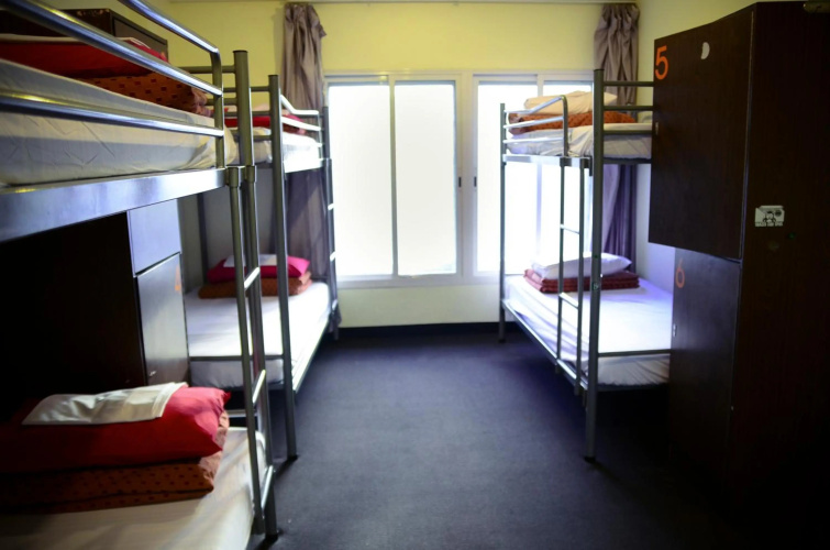 790 on George Backpackers