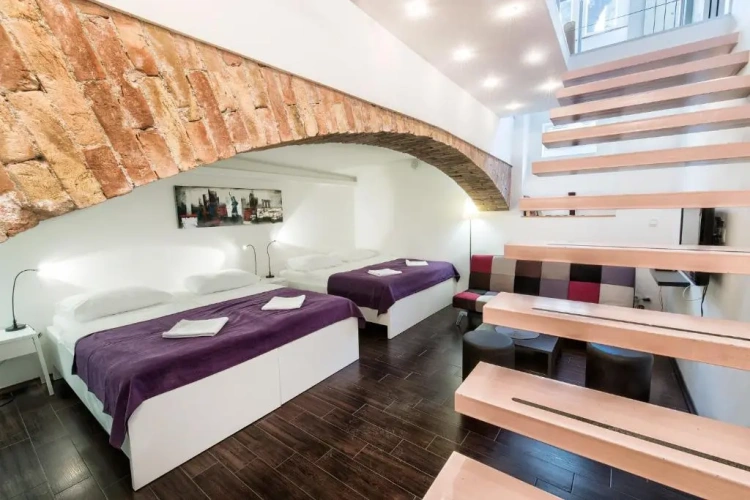 1 Bedroom Apartment