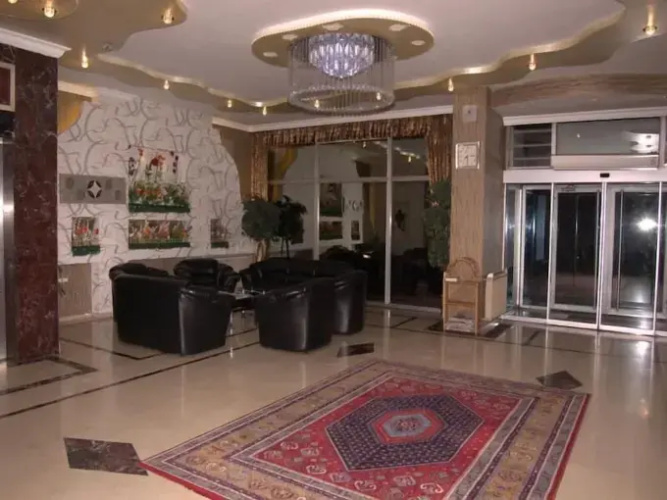 Hotel Ayata