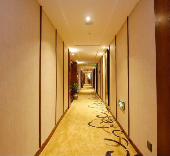 Xi'an Ease Hotel