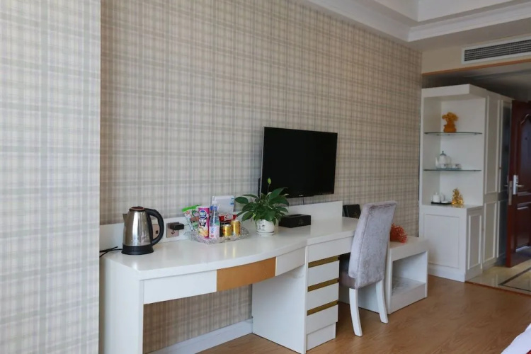 Shanglin Junhao Holiday Hotel