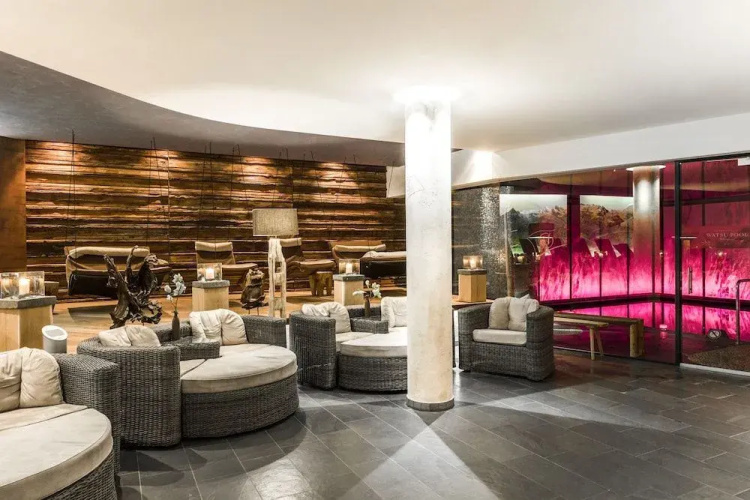 Andreus Resorts
