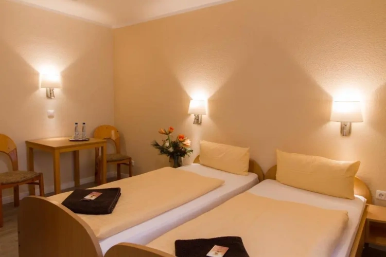 Economy Double room with view
