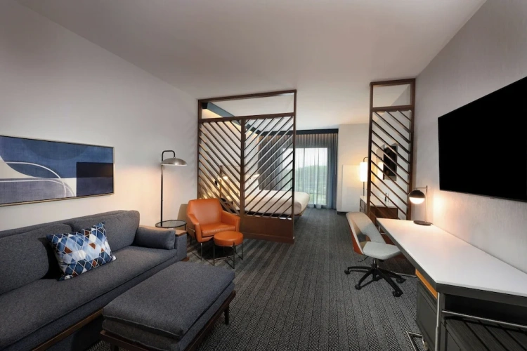 Double Suite