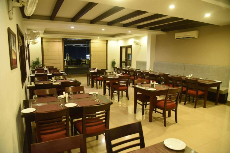 Lemon Park Hotel