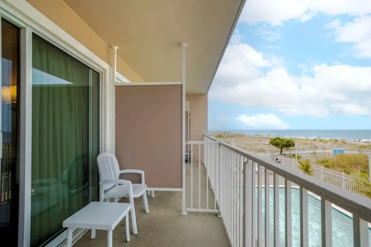 Standard Quadruple room oceanfront
