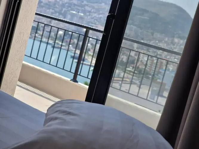 Joanna Suites