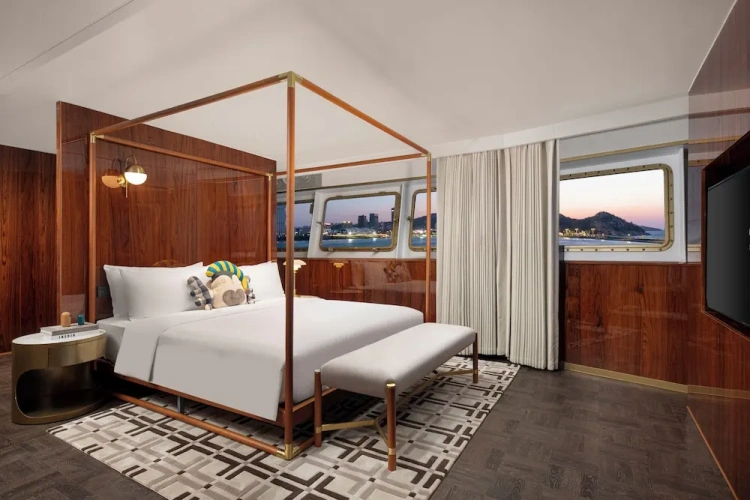 Double Suite