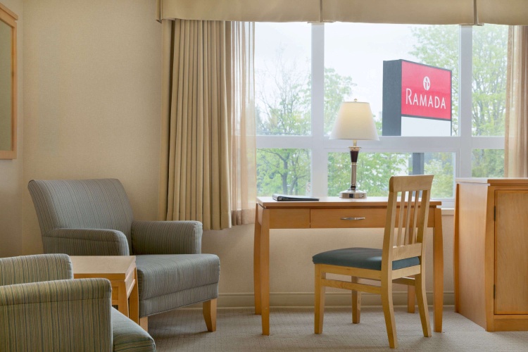 Ramada by Wyndham Nanaimo photo 7
