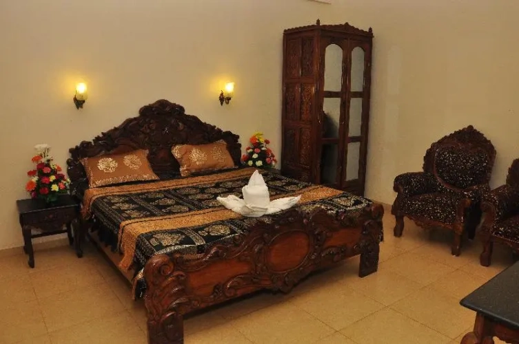 Standard Basement room