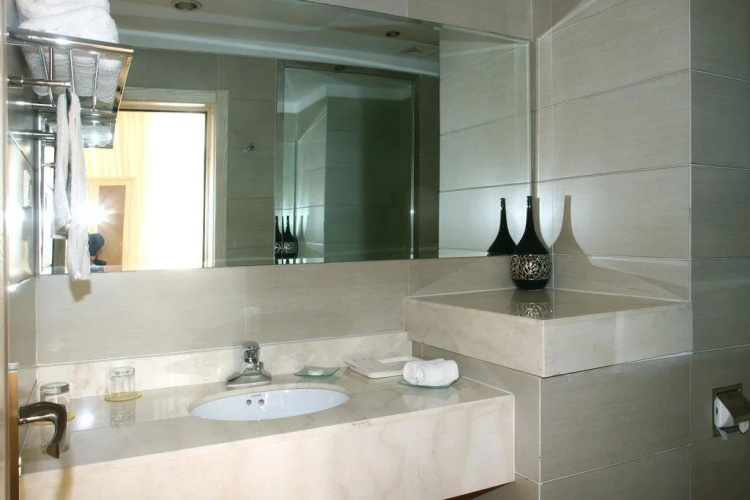 Yantai Yueting Hotel