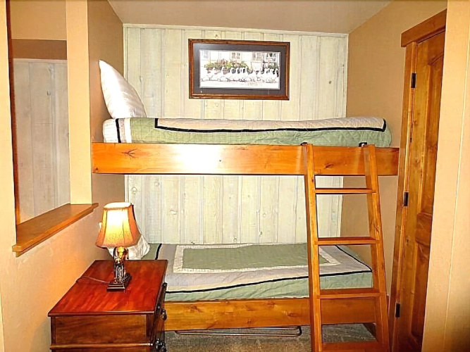 109 Premium Condo