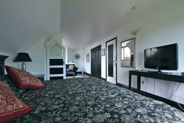 Rosemead House