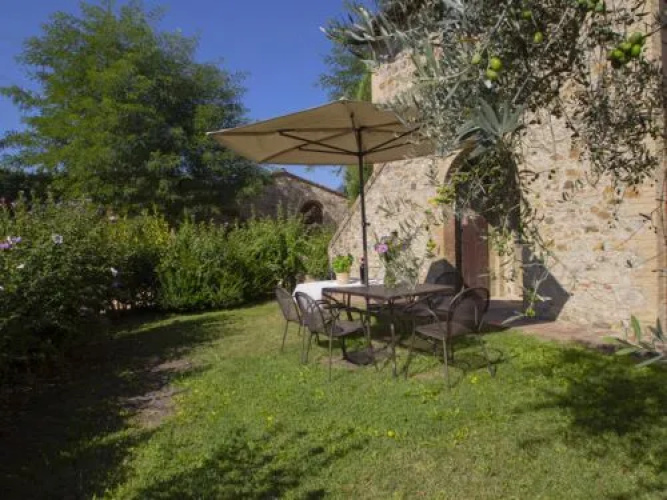 Tenuta Per 22 Pax