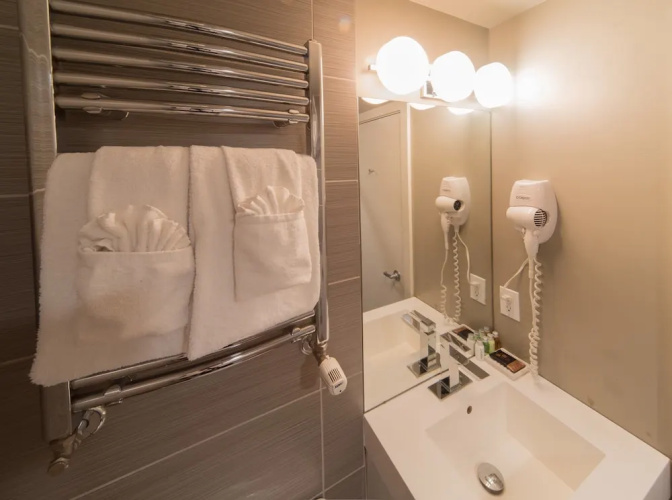 Nuvo Hotel Suites