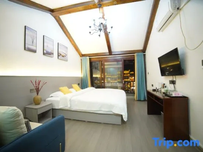 Standard Double room with balcony and with river view
