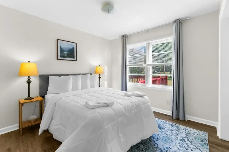 Rooms on Rose