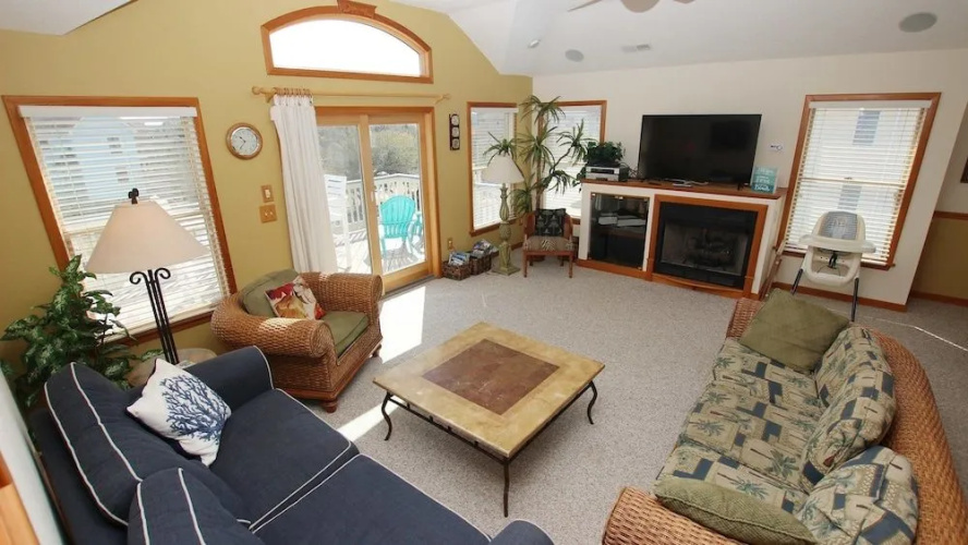 Inky's Spot - 6 Br Home