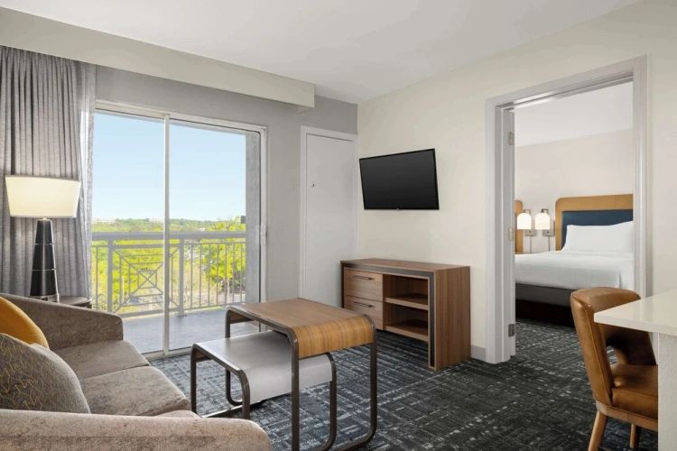 Quadruple Suite with balcony