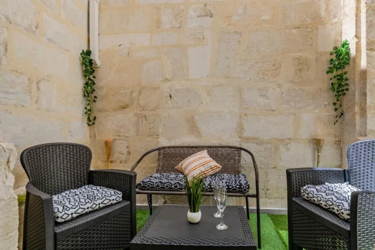 Appartement Jungle - Libourne Centre - 4 pers - Sauna - Netflix