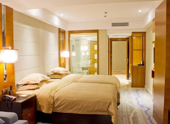 Eral Hotel