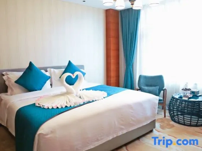 Deluxe Family Suite