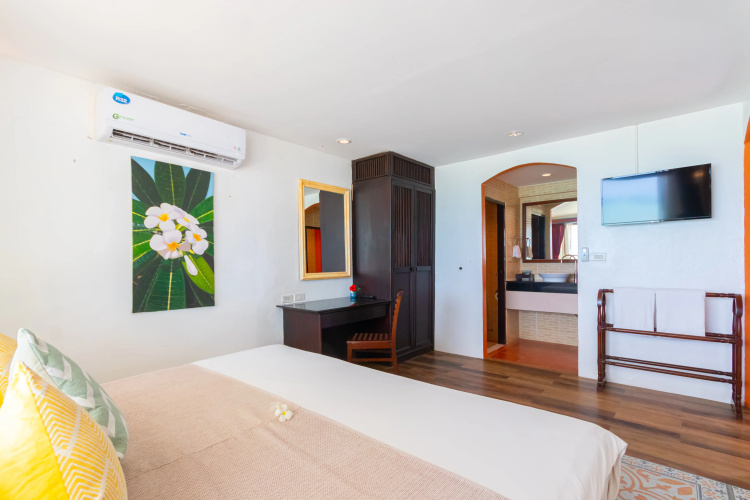 Aochalong Villa Resort & Spa