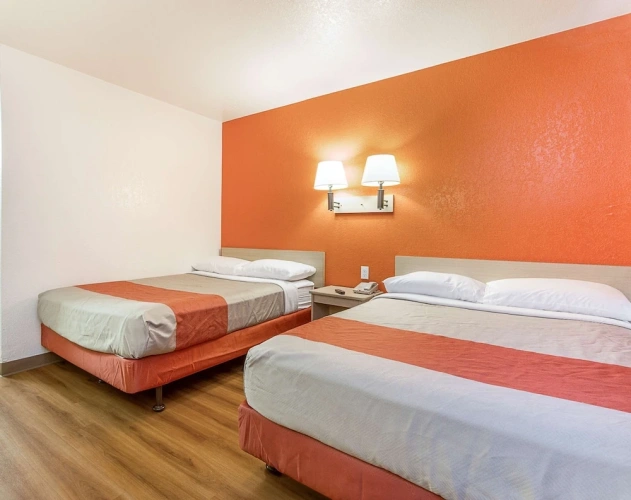 Standard Double Suite