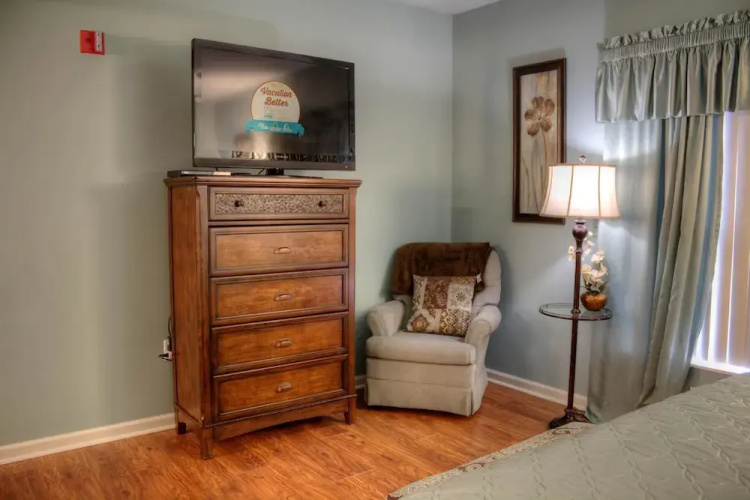 Whispering Pines 312