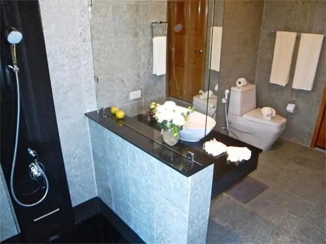 Baan Bua Nai Harn 3 bedrooms Villa