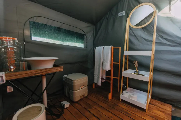 Kruger Untamed - Satara Plains Camp