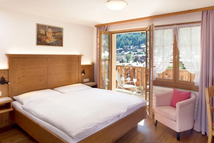 Classic Double room with balcony