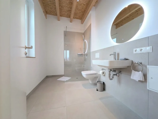 3 Bedrooms Luxury Penthouse room with city view