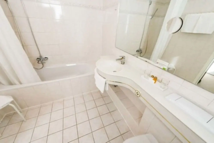 1 Bedroom Standard Quadruple room