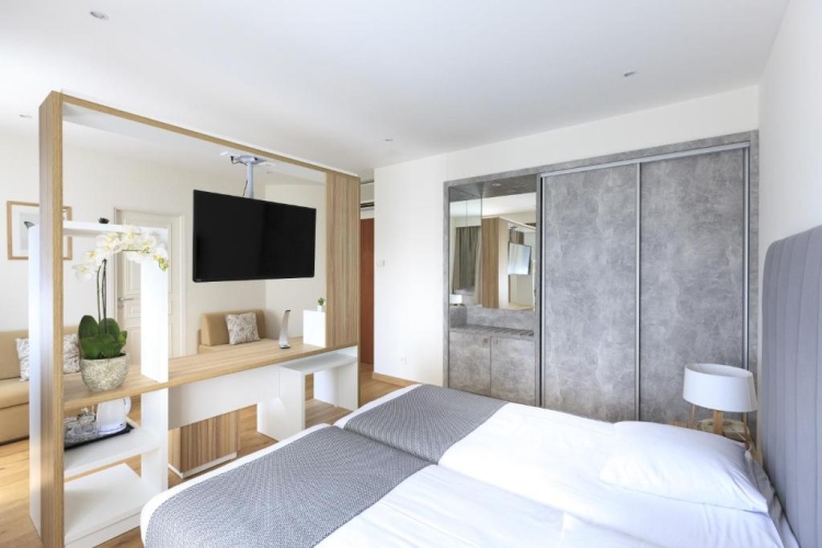 Superior Twin room