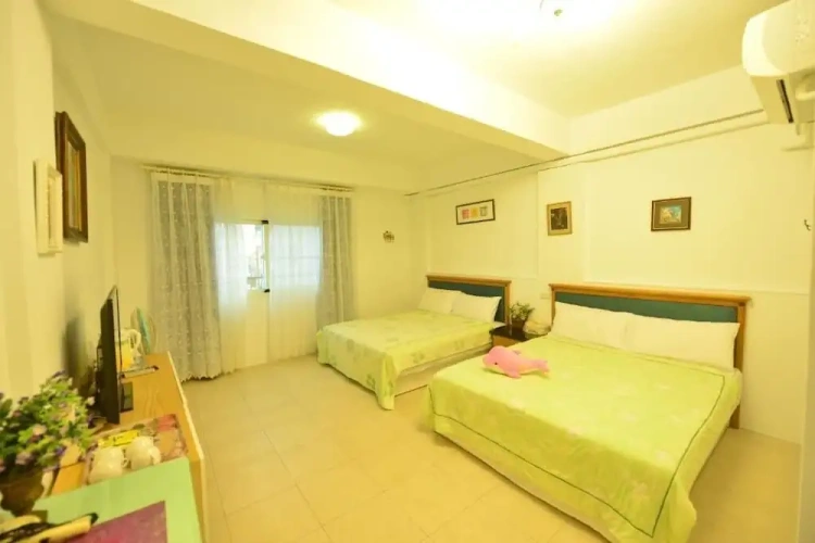 Standard Quadruple room