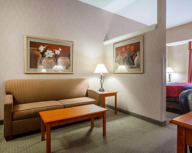 Quadruple Suite