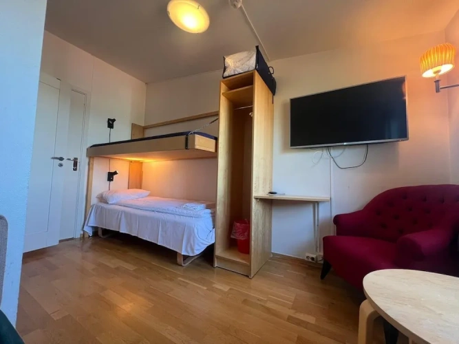 Standard Twin room with view