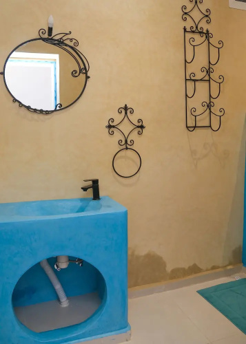 Casa Blue Pearl