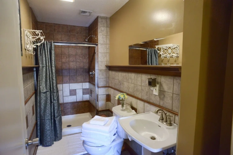 2 Bedrooms Suite