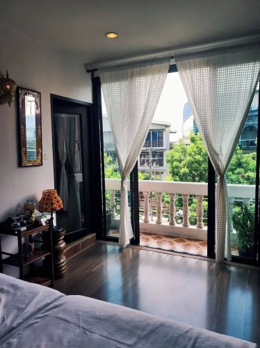 Standard room with balcony