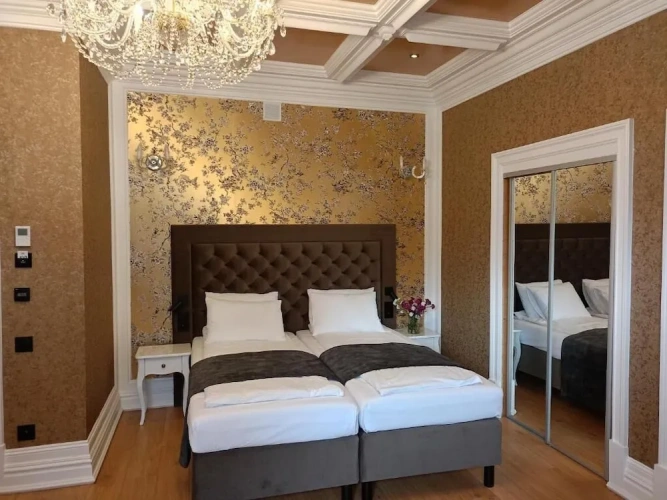 Standard Double room with lake view