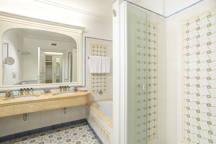 Grand Hotel Capodimonte photo 24