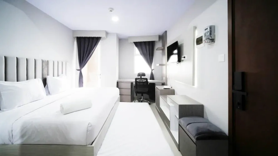 Triple Apartment