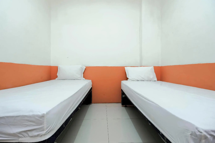On Inn Guest House 1