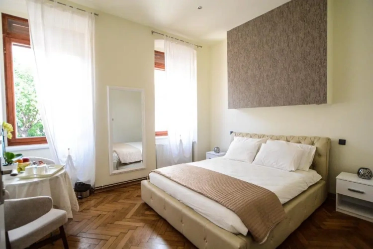 Standard Double room with view